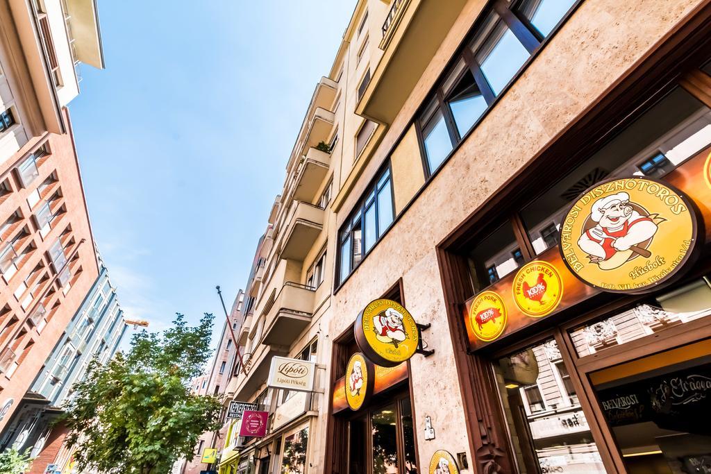 Mile's * Budapest